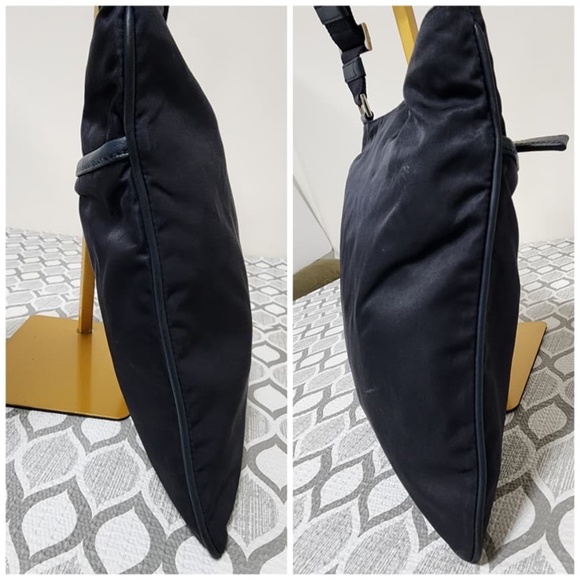 Authentic PRADA Tessuto Nylon Messenger Bag Navy Blue - Picture 7 of 13